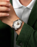Bulova Surveyor 96A345 — detail view — Bulova at MEDIUM