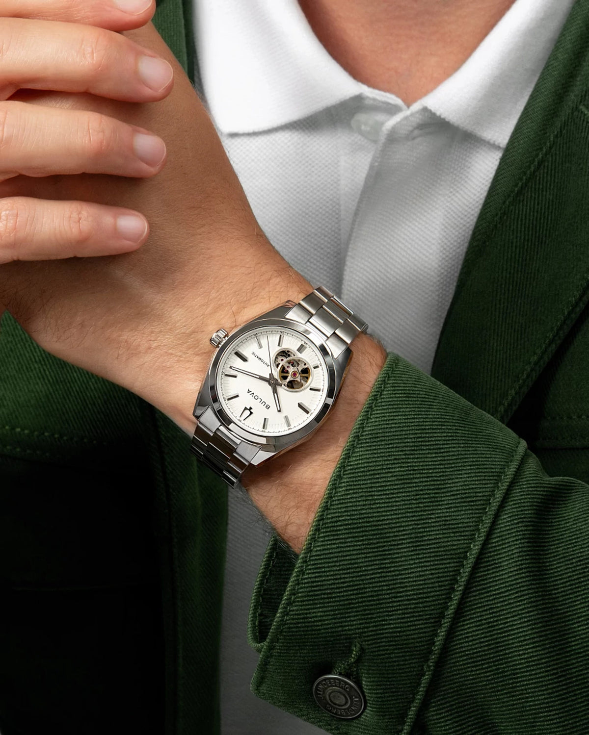 Bulova Surveyor 96A345 — detail view — Bulova at MEDIUM