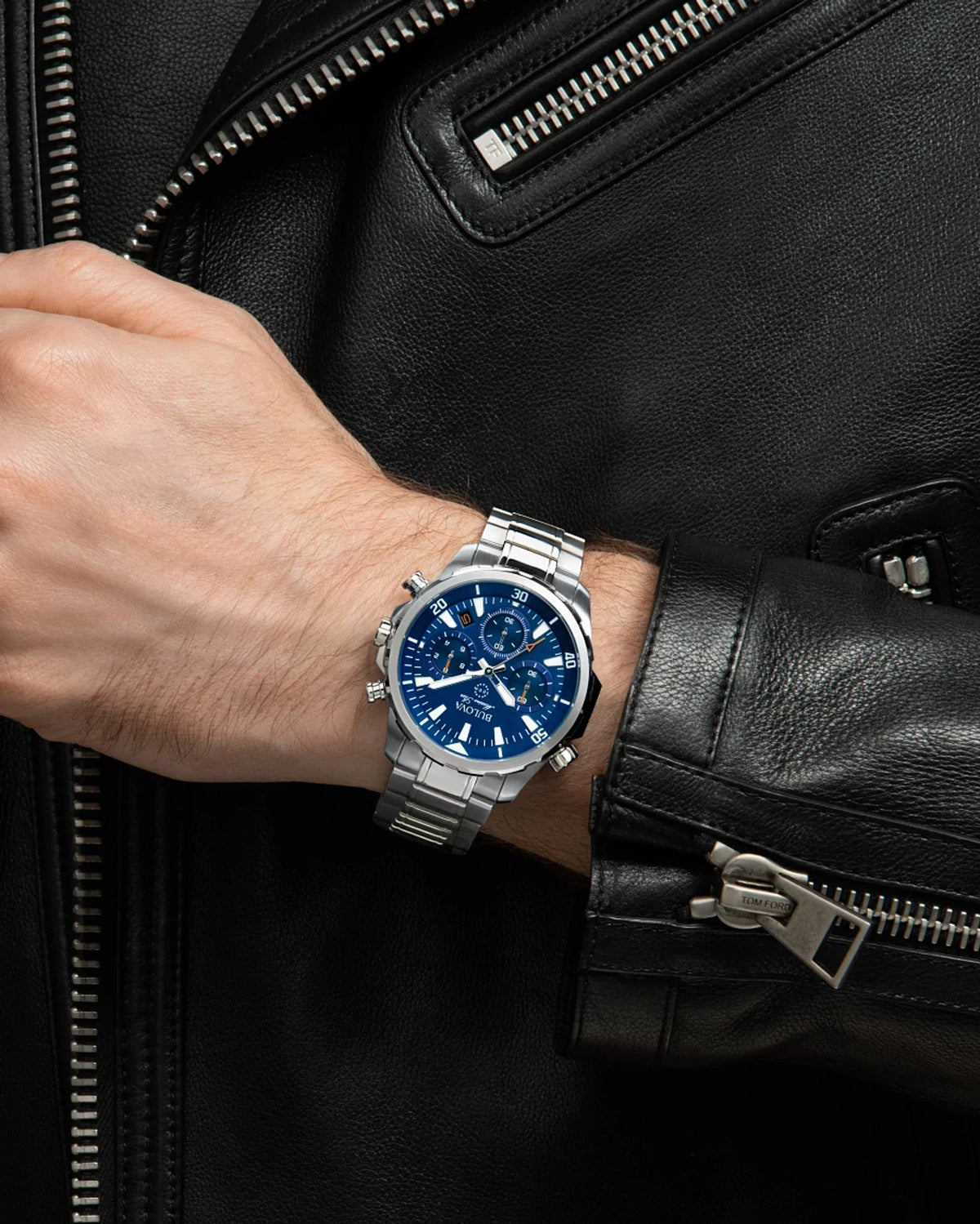 Bulova Marine Star 96B256 — view 4 — Bulova at MEDIUM