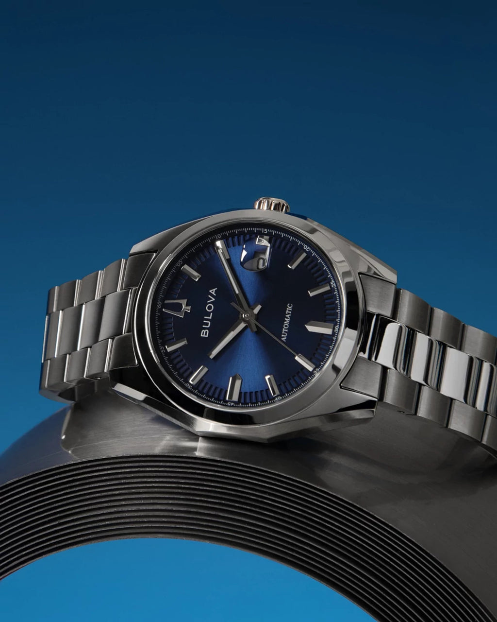 Bulova Surveyor 96B436 — detail view — Bulova at MEDIUM