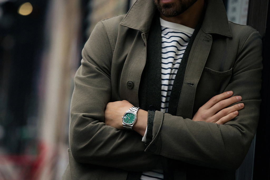 Bulova Super Seville 96B439 — view 5 — Bulova at MEDIUM