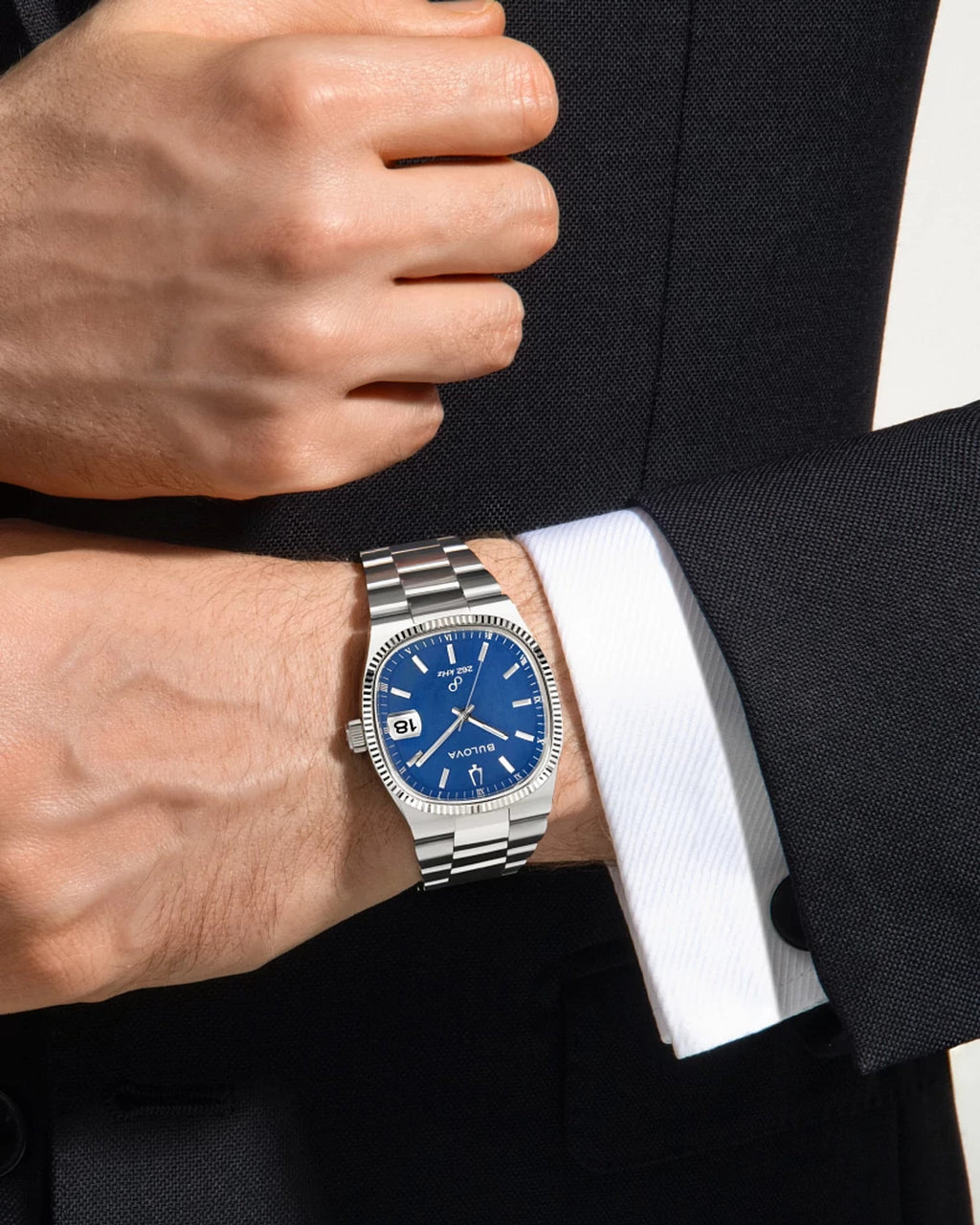 Bulova Super Seville 96B440 — view 4 — Bulova at MEDIUM