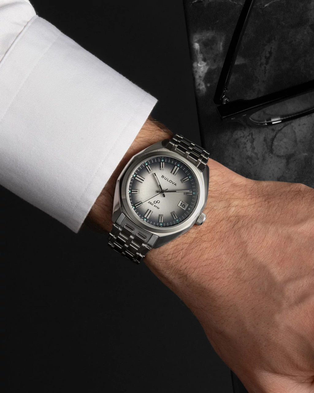 Bulova Jet Star 96B472 · Second Jet Star colourway — detail view — Bulova at MEDIUM