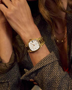 Bulova Super Seville 97B223 — detail view — Bulova at MEDIUM