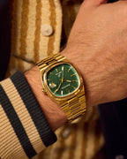 Bulova Super Seville 97B237 — detail view — Bulova at MEDIUM