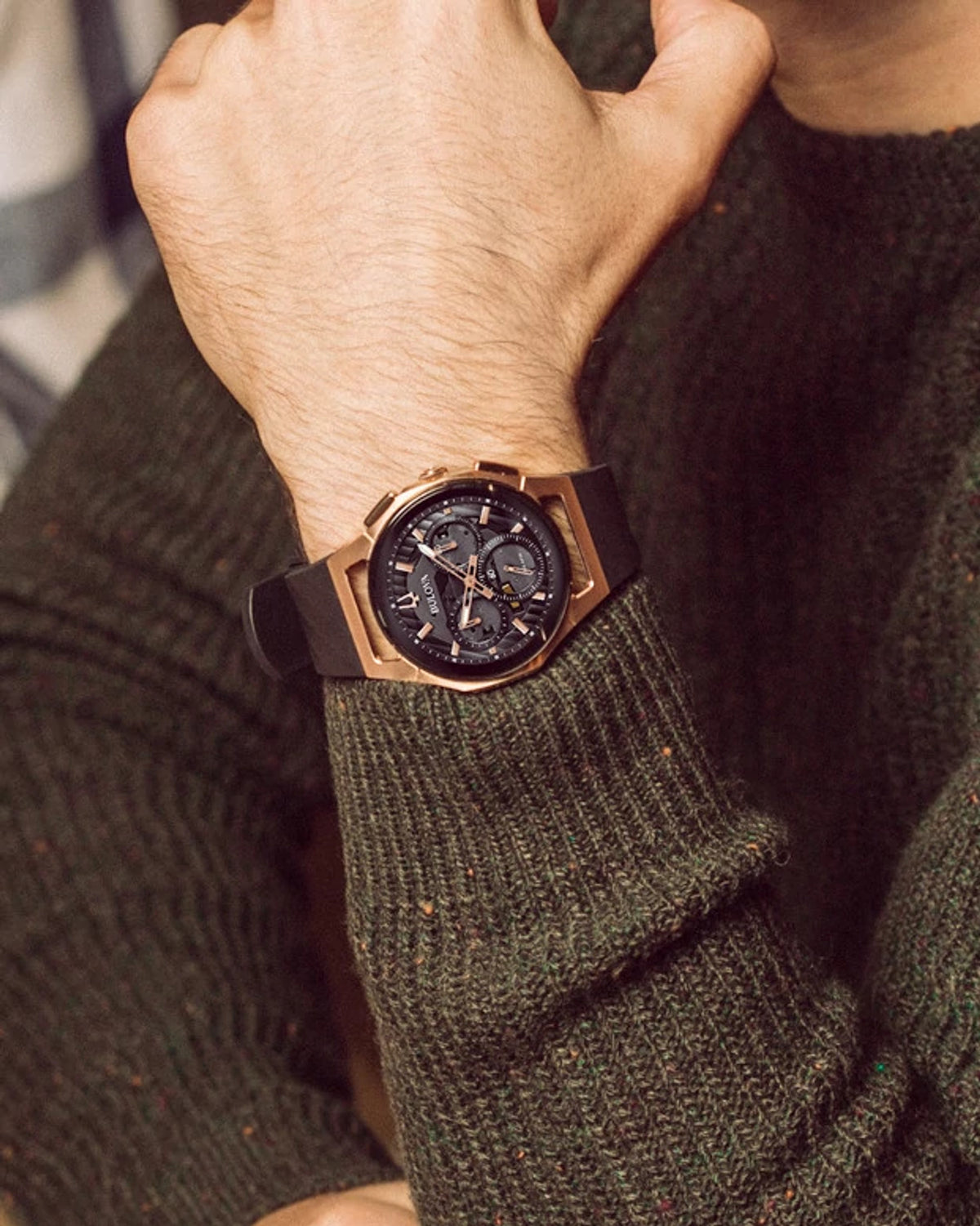 Bulova CURV 98A185 — view 4 — Bulova at MEDIUM