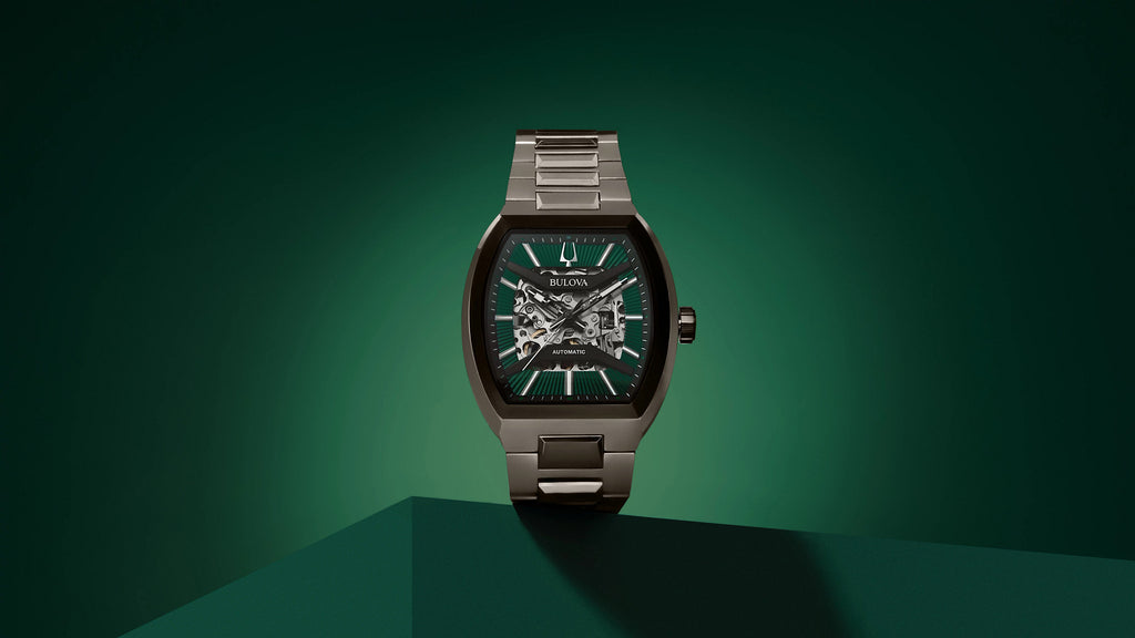 Bulova Maquina 98A321 — detail view — Bulova at MEDIUM