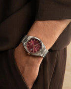Bulova Surveyor 98B422 — detail view — Bulova at MEDIUM