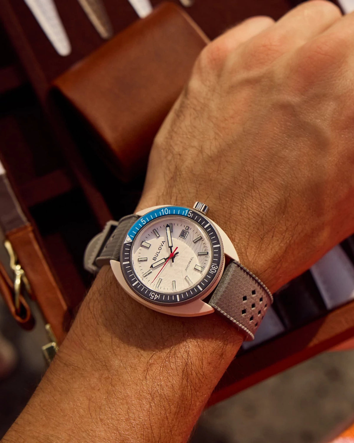 Bulova Snorkel 98B449 · Great White Shark — view 4 — Bulova at MEDIUM