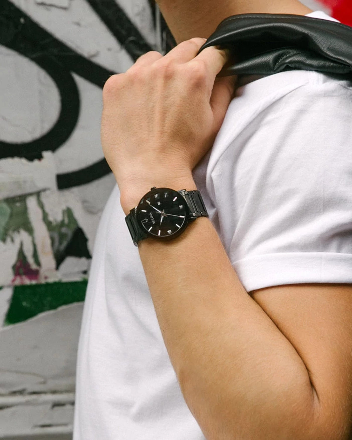 Bulova Futuro 98D144 — detail view — Bulova at MEDIUM
